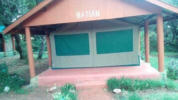 Meja, ruang kerja komputer riba