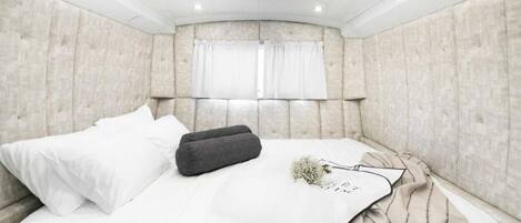 Asuntovaunu, patio, näköala puutarhaan | Ilmainen Wi-Fi