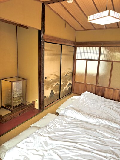 Open Sale] 130 sq.m. fully reserved for 130 sq.m. 1 station from Shin-Osaka｜ Max. 14 people