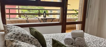 Beachfront with private garden La Galerna 17000