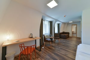 Superior Triple Room | Free WiFi, bed sheets