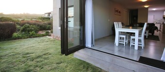 Francolin's Nest, Langebaan, 4-sleeper