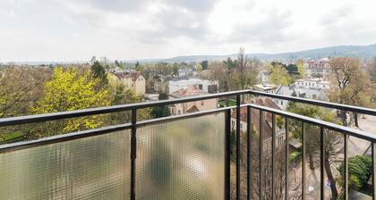 Z widokiem na sopot by Grand Apartments