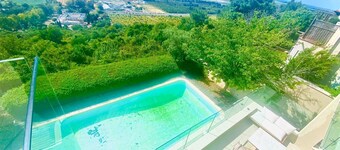 Spacious family villa, swimming pool, panoramic view & nearby beach