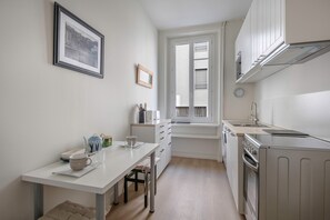 Køleskab, mikrobølgeovn, ovn, opvaskemaskine