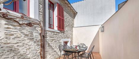 Restauration extérieure