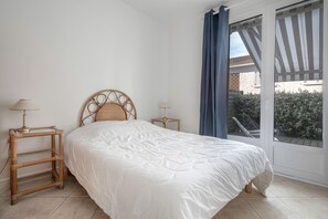 3 habitaciones, tabla de planchar con plancha y wifi gratis 