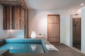 Kahden hengen classic-huone, vuoristonäköala | Pimennysverhot, silitysrauta/-lauta, ilmainen Wi-Fi