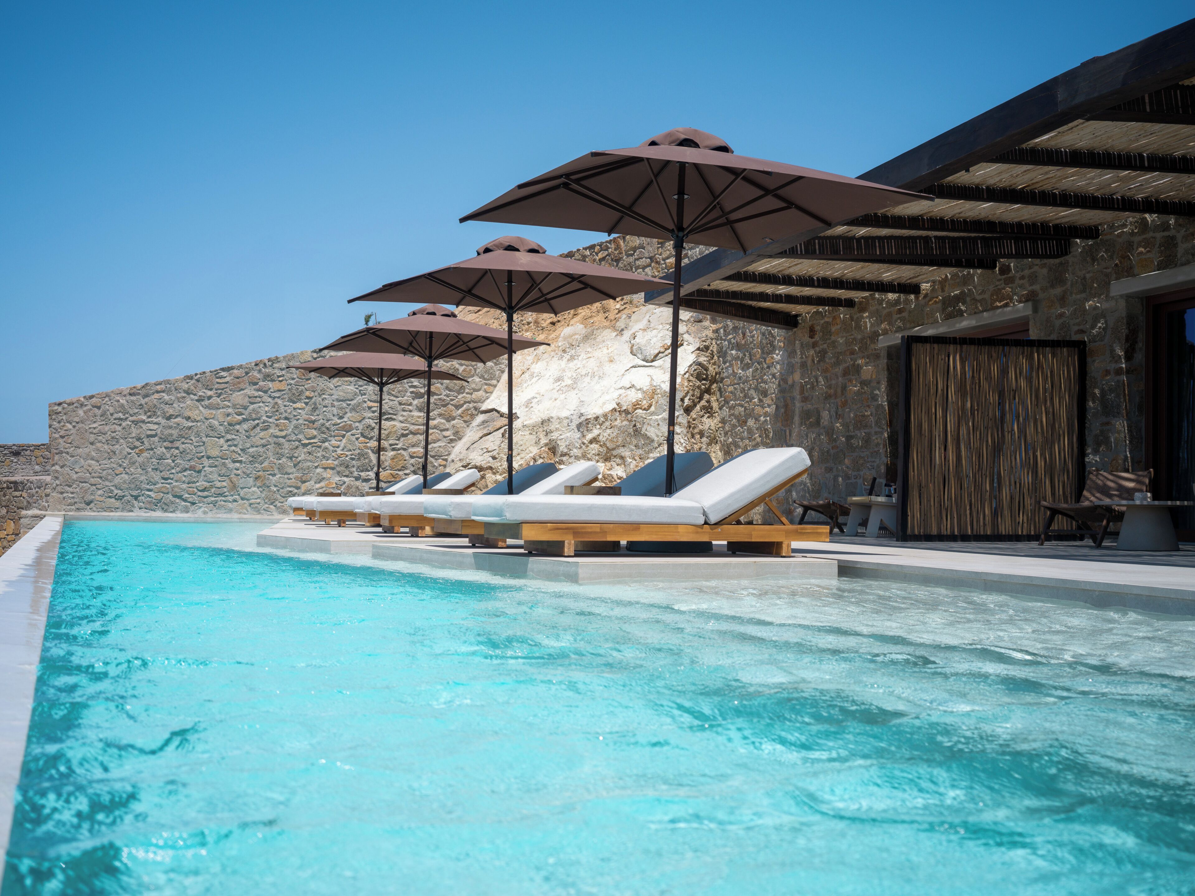 Premium Suite with Panoramic View & Shared Heated Pool | Terrace/patio