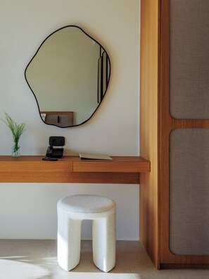 Superior Suite with Panoramic View & Shared Heated Pool | 1 bedroom, in-room safe, desk, laptop workspace - Petrablu Mykonos (Mykonos)