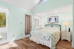 2 chambres, fer et planche à repasser, accès à Internet