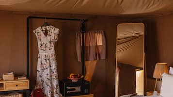 Tienda Premium, vistas a la montaña | 1 dormitorio, caja fuerte, wifi gratis