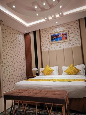 Family Apartment | Blackout drapes, soundproofing, iron/ironing board, free WiFi - Sama Al Riffa Serviced Apartments (Al Kharj)