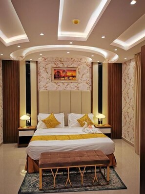 ผ้าม่านกันแสง, ห้องเก็บเสียง, เตารีด/โต๊ะรีดผ้า, Wi-Fi ฟรี