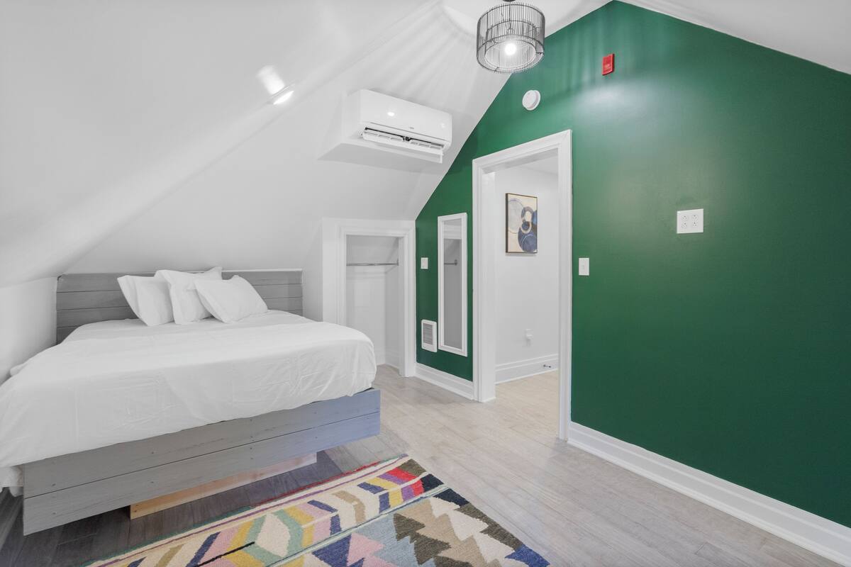 Luxury-Suite, 1 Queen-Bett, Stadtblick