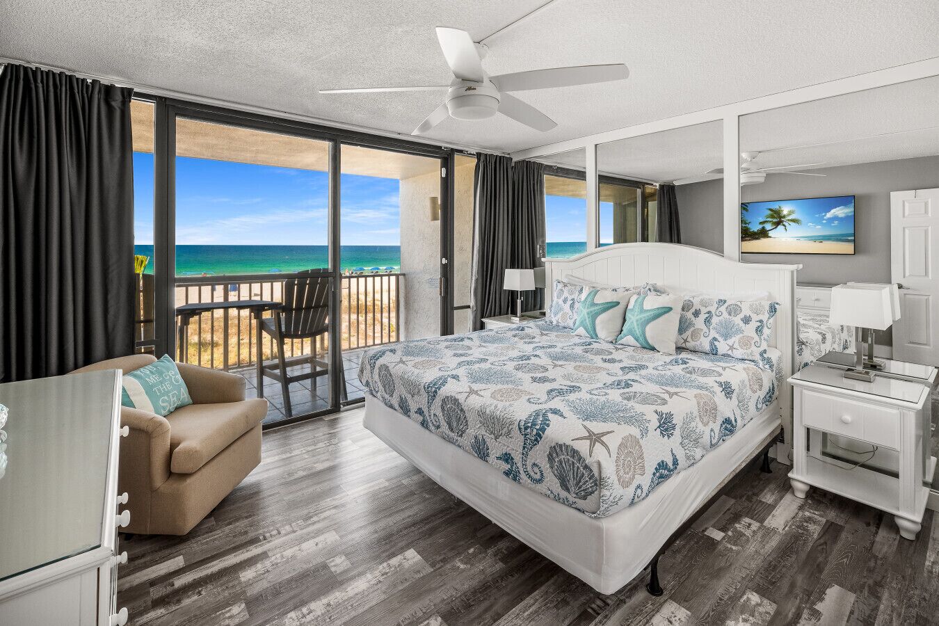 1 camera, una scrivania, Wi-Fi gratuito, lenzuola