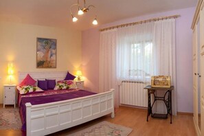 3 bedrooms, iron/ironing board, free WiFi, bed sheets - Rest for mind, body & soul - 3  bedroom Vila in Nature, big Garden, Outdoor Pool (Slime)