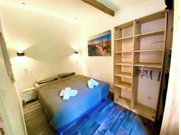 2 camere, ferro/asse da stiro, Wi-Fi, lenzuola