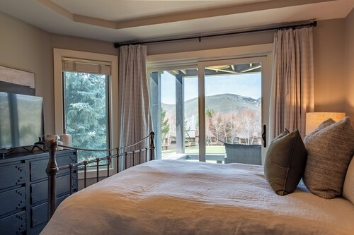 Fairway Nine Condo 4350- New Listing! Spacious Fairway Nine Condo