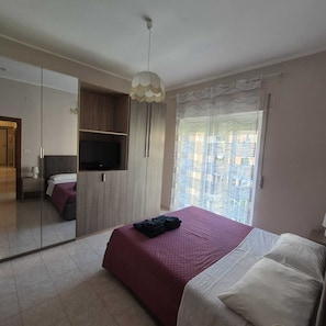 1 habitación, cuna de viaje, wifi gratis y ropa de cama 