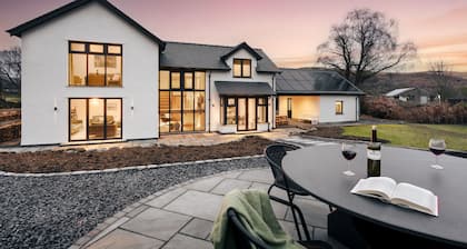 Lily Bank in Staveley