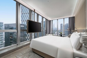 Executive Double Room, City View | Free minibar, soundproofing, free WiFi, bed sheets - UrCove by HYATT Shenzhen Bay Mixc (Shenzhen)