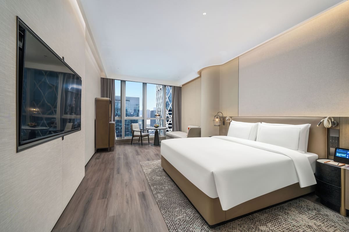Executive Double Room Single Use | 1 bedroom, free minibar, free WiFi, bed sheets