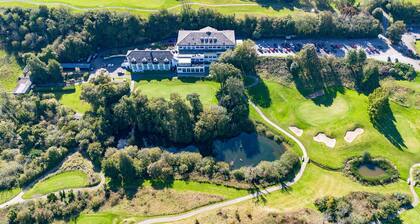 Countryside Lodge Retreat on Golf Course