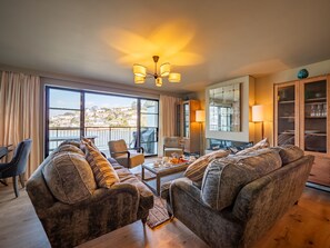 Smart-tv en een open haard