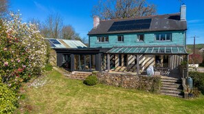 Exterior - Farmhouse with Garden & Countryside Views (Totnes)
