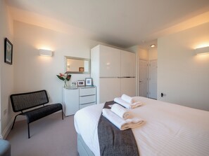 2 bedrooms, iron/ironing board, travel crib, free WiFi