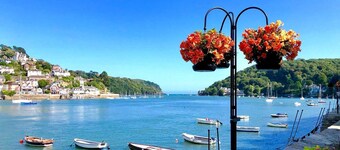 Family-friendly Townhouse with Views & Garden