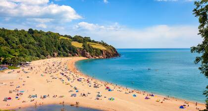 Family & Pet Friendly Coastal Base Near Dartmouth