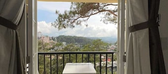 Bismillah - Cozy 2-bedroom condo with WiFi, fitness room in welcoming Baguio
