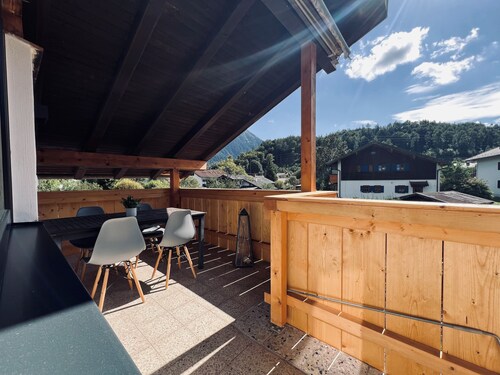 Gemütliche Ferienwohnung mit Balkon und Bergblick