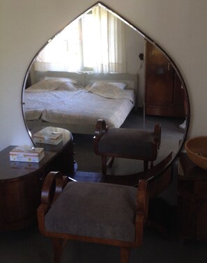 2 quartos, ferros/tábuas de passar roupa, Wi-Fi, roupa de cama