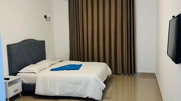 3 habitaciones, tabla de planchar con plancha y wifi gratis