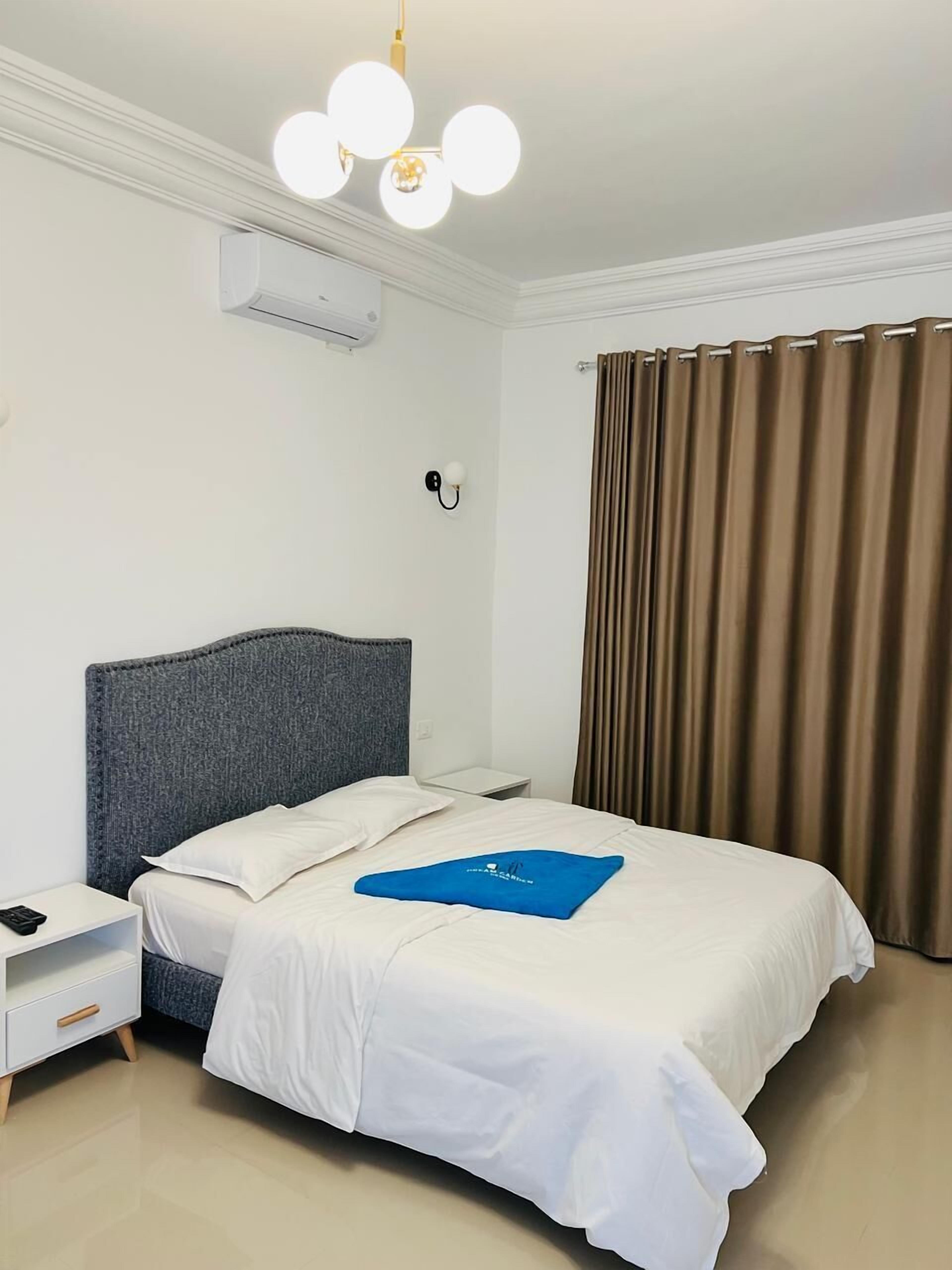 3 bedrooms, iron/ironing board, free WiFi