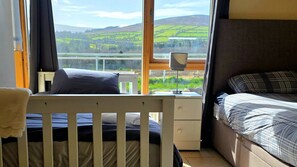 6 bedrooms, iron/ironing board, free WiFi, bed sheets