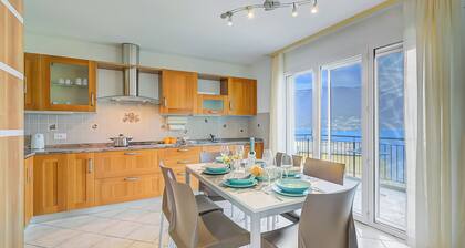 Casa Zaira 1 2BR in Caviano Gambarogno