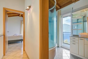 Family Villa, Multiple Bedrooms, Mountainside (Casa Zaira 1) | 2 bedrooms, free WiFi, bed sheets - Casa Zaira 1 (Gambarogno)
