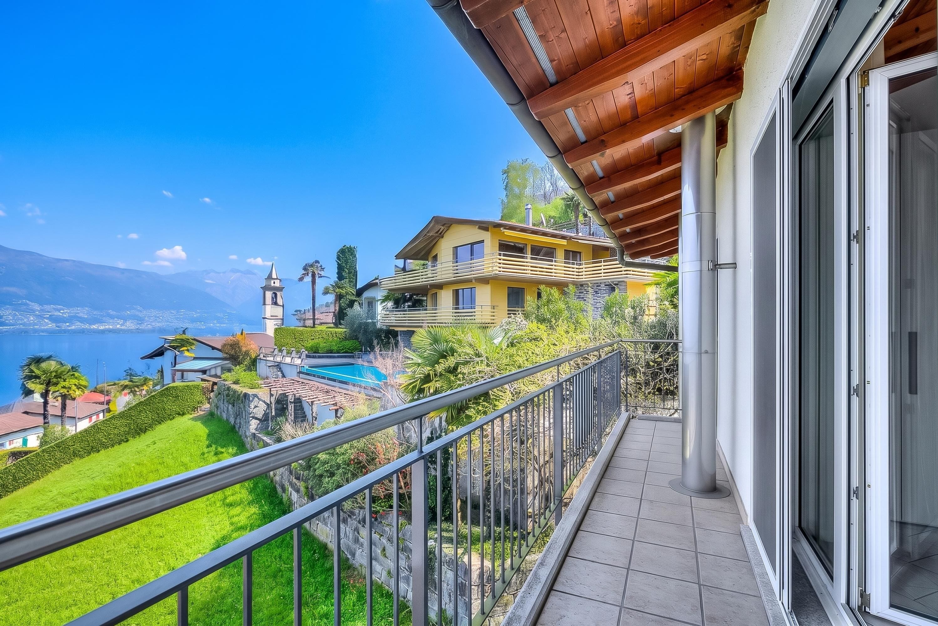 Family Villa, 2 Bedrooms, Terrace, Mountainside (Casa Zaira 1 2BR in Caviano) | Property grounds