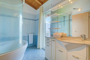 Standard Villa, Multiple Bedrooms, Mountainside (Casa Zaira 2) | Bathroom | Combined shower/bathtub, hair dryer, towels, soap