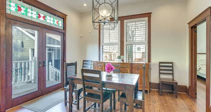 Walkable & Historic Houston Heights Bungalow!