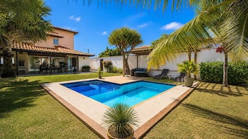 Vila | Piscina | Piscina externa