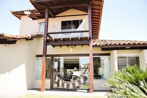 Deluxe huis, 4 slaapkamers, privézwembad, aan het strand | Exterieur