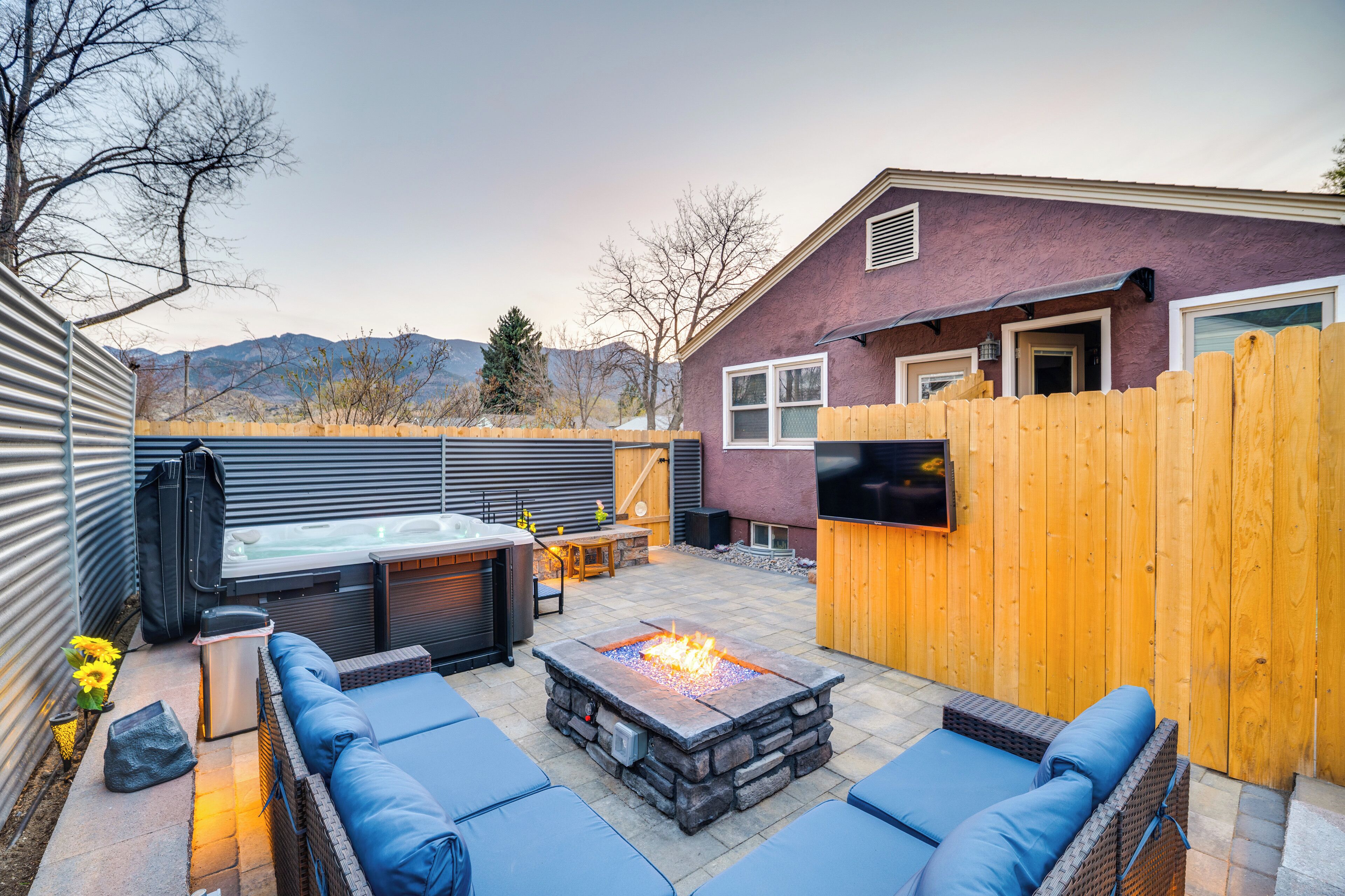 Apartment (2 Bedrooms) | Front of property