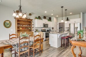 House (4 Bedrooms) | Interior - 2 Mi to Steeplechase Racecourse: Stylish Aiken Gem (Aiken)