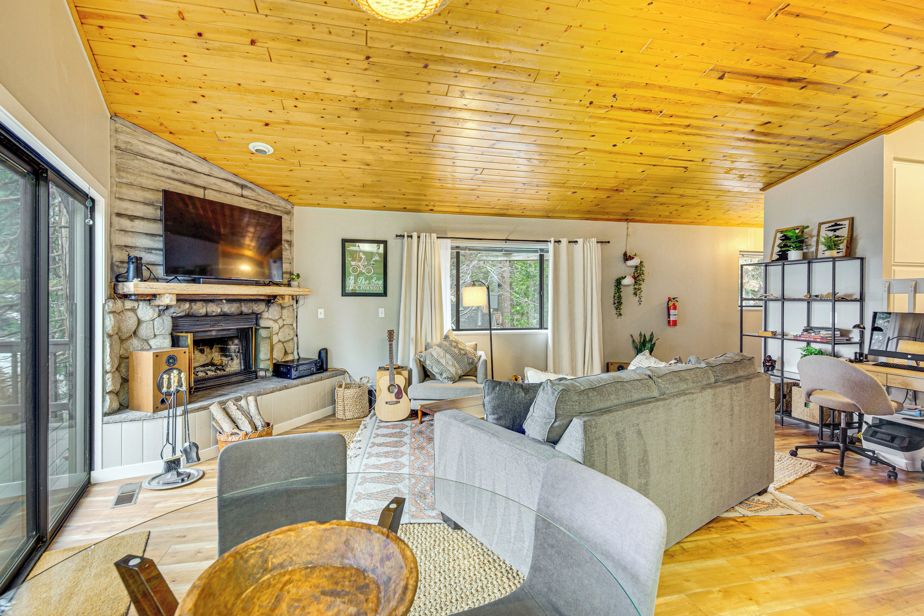 House (2 Bedrooms) | Front of property