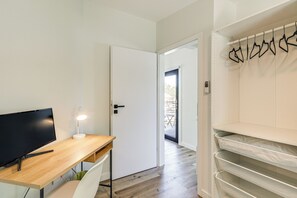 ํ์ฐ์ค (2 Bedrooms) | ๋ด๋ถ